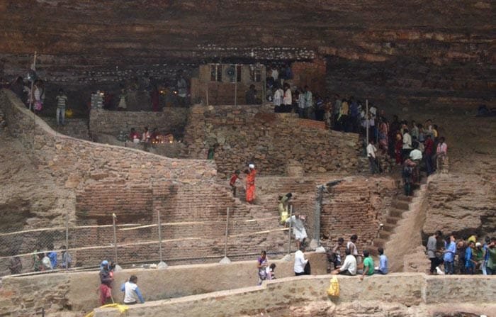 saleshwaram-cave-temple