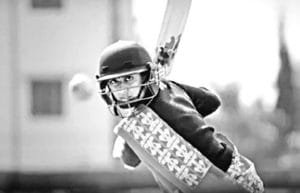 mithali raj playing cricket in sari