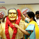 తెలుగు ప్రజల హృదయాల్లో చిరస్థాయిగా నిలిచిన ఎన్టీఆర్ మహానేతకు ఘన నివాళి