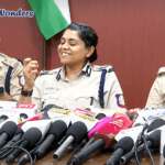 బాలిక హత్యాచార కేసుపై ప్రెస్‌మీట్‌లో పోలీసుల నవ్వులు..వైరల్ వీడియో