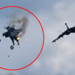 అమెరికాలో ఎయిర్ షోలో భారీ ప్రమాదం.. గాల్లో ఢీకొన్న రెండు యుద్ధ విమానాలు