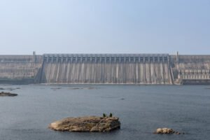 తెలంగాణ సాగునీటి చర్చకు నాగార్జునసాగర్ ఆనకట్ట ప్రతీకాత్మక చిత్రం